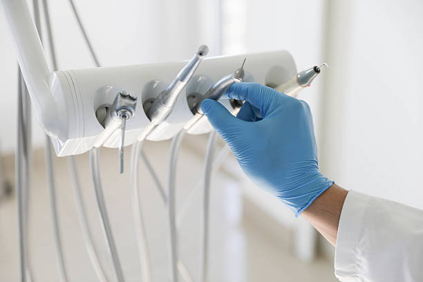 Professional Emergency Dentist technician working in Washburn, ND